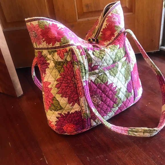 Vera Bradley Tote - Picture 3 of 11